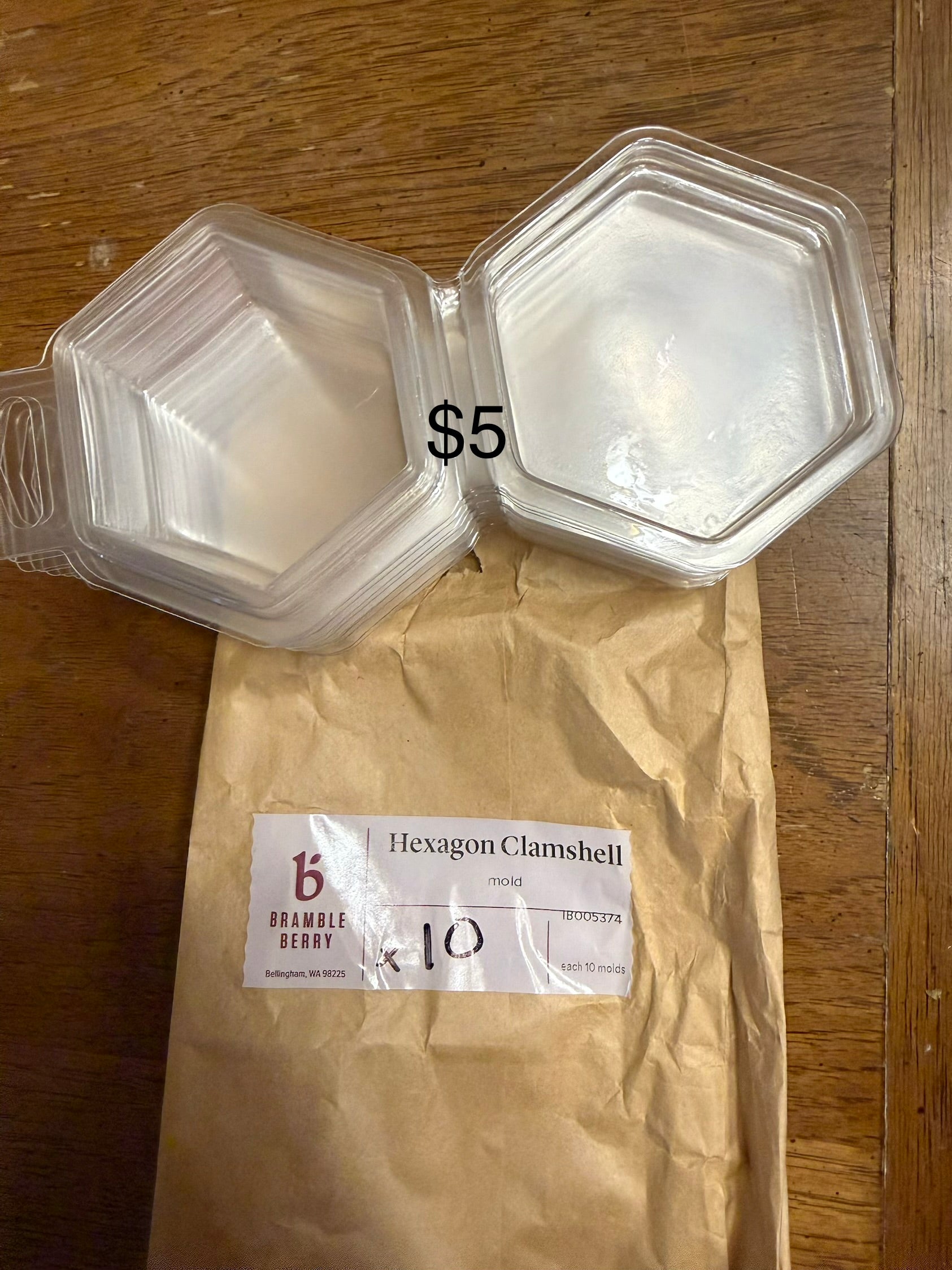 Brambleberry clamshell hexagon x10